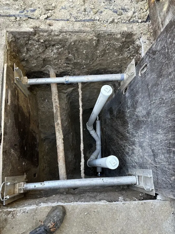 Experienced plumber completing Drain Cleaning work in Kanab